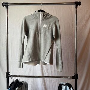 Nike Light Grey Full-Zip Hooded Jacket